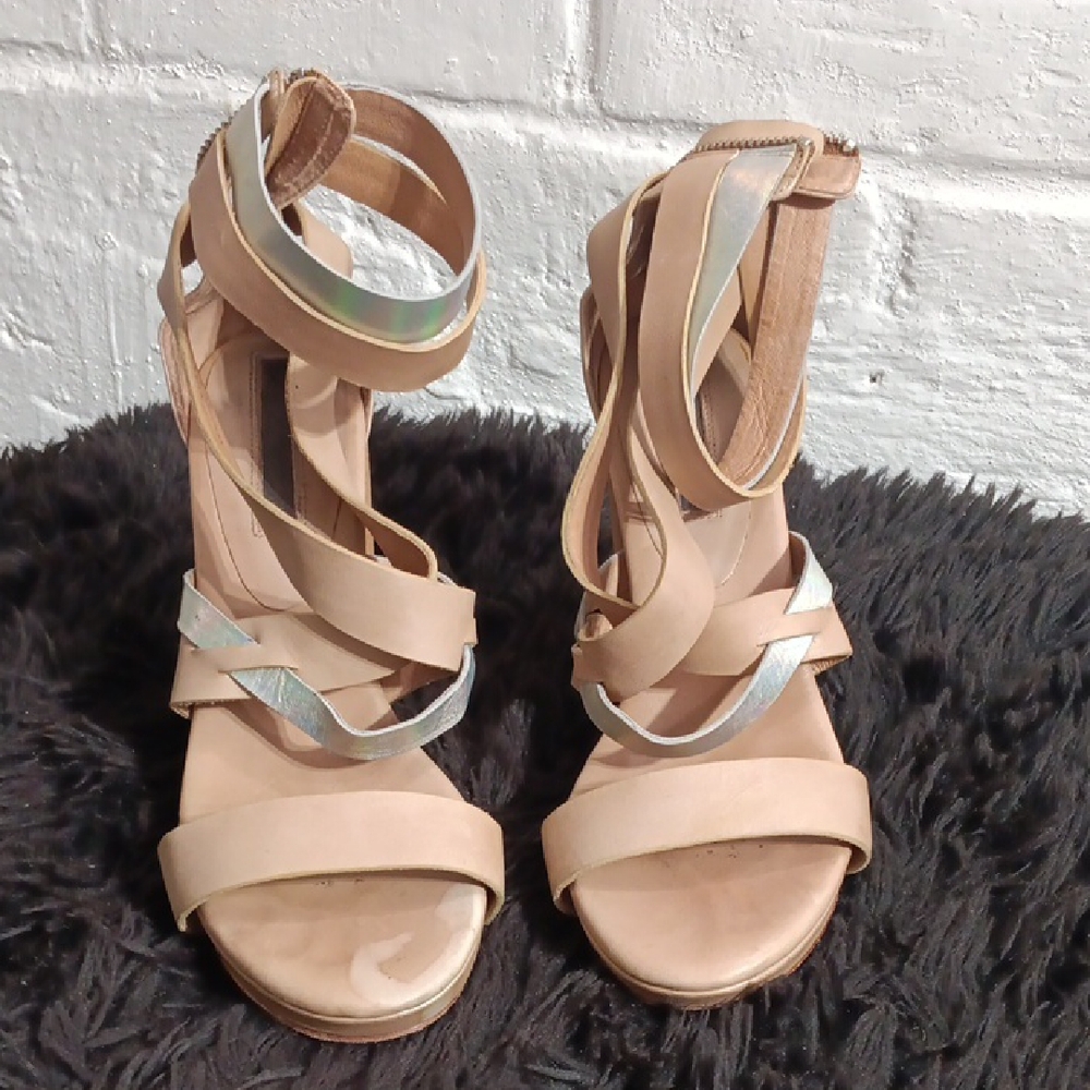 Modern Vintage Beige & Silver Strappy Heels | Nude Dress Sandals | Size 7.5 |